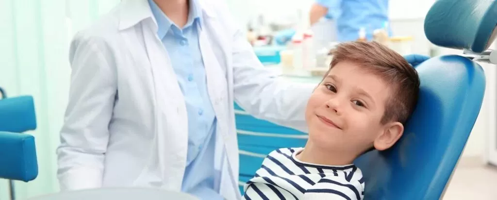 odontopediatría en el cuidado dental de los niños